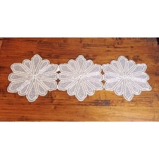 CHRISTMAS Centerpiece Beaded Table Runner Winter Wonderland Glass 13"x36" DD1