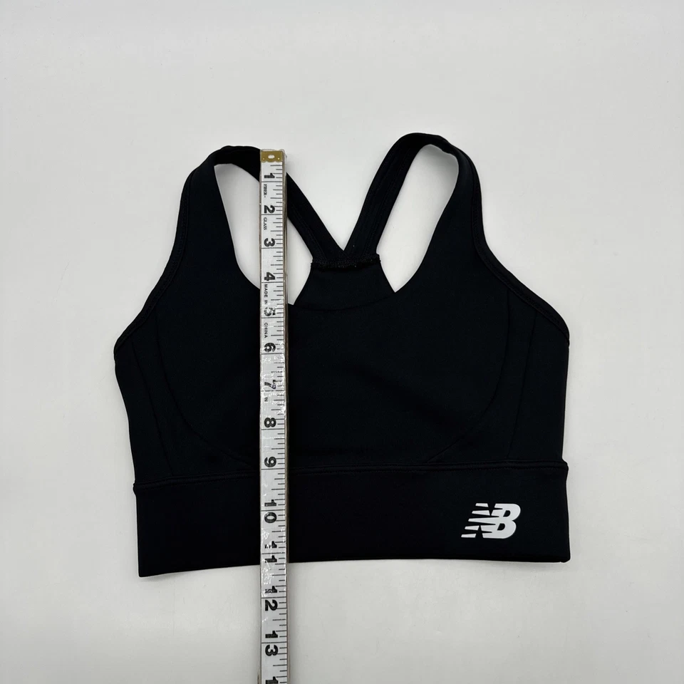 Sujetador deportivo New Balance para mujer XS negro con logotipo. #36968 Foto 3 de 4