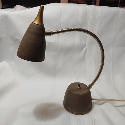 Vintage (50's) Eagle flexible goose neck desk lamp MCM Atomic Age