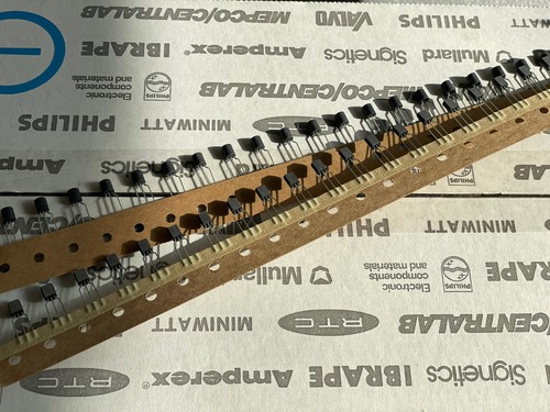 50 x 2N5551 Philips Bajo Ruido NF 8dB HV 160V Amplificador NPN Transistor Vinculado al Oro - Imagen 2 de 8