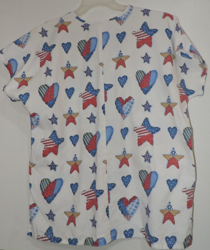 Simply Basic Womens Scrub Top SZ M patriotic, hearts design Short Sleeve Pockets - Picture 4 of 4