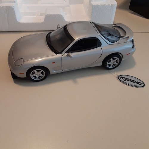 Kyosho Model 1:18 Diecast Silver Mazda RX-7 (FD-3S) Rare RHD Car 7009S - Picture 10 of 17