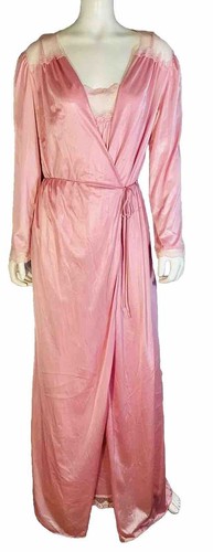 Sexy bata de barrido completa vintage Gigi con Pick A Boo vestido de noche largo rosa y encaje - Imagen 4 de 11