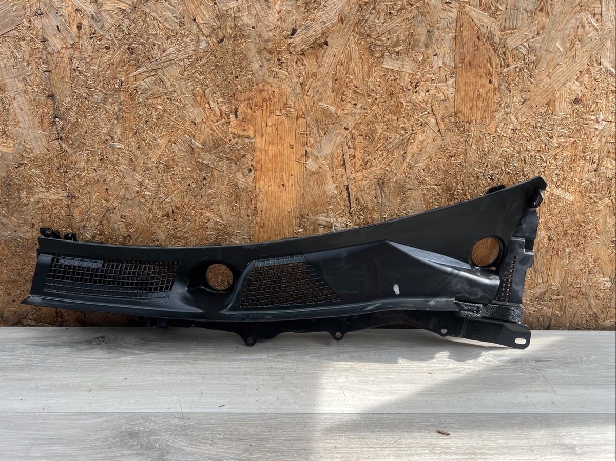 07-13 INFINITI G37 SEDAN LEFT DRIVER SIDE WINDSHIELD WIPER COWL
