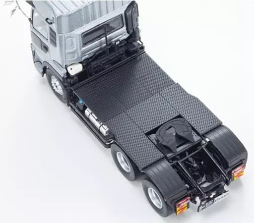 Minicar 1/43 Ud Quon Gw 6 4 Tractor Silver Ks67375S | eBay Minicar 1/43 Ud Quon Gw 6 4 Tractor Silver Ks67375S | eBay