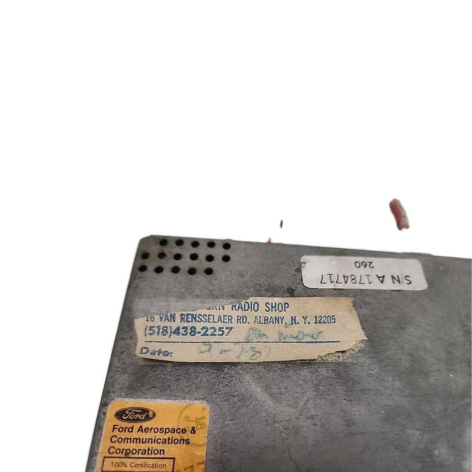 Lincoln Mark V 1979 AM/FM estéreo electrónico radio cuadrasónica de 8 pistas Foto 4 de 4