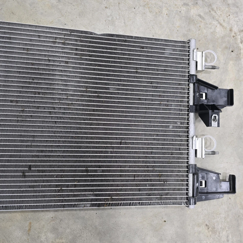 CHEVROLET SILVERADO 1500 2.7L AIR CONDITIONING CONDENSER OEM 2019 - 2024 5k Mile - Image 3 of 4