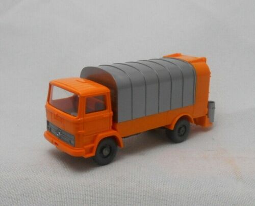 Wiking Germany HO 1:87 643 Mercedes Kuka Garbage Truck - Picture 1 of 2