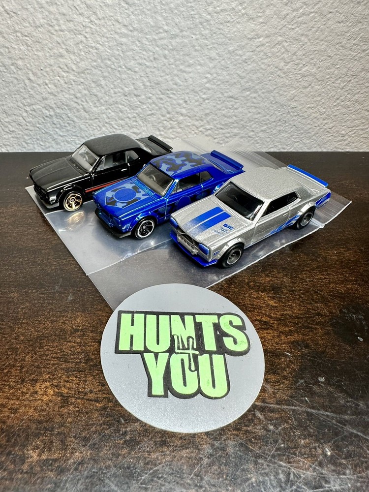 Hot Wheels Nissan Skyline H/T 2000GT-X Lot of 3