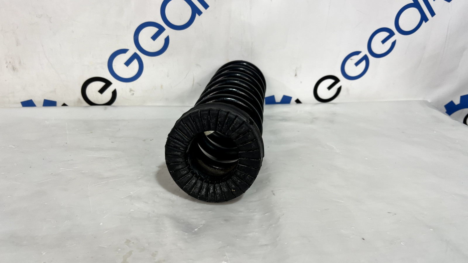 💎 2014 - 2021 MASERATI QUATTROPORTE AWD REAR LEFT OR RIGHT SIDE COIL SPRING OEM