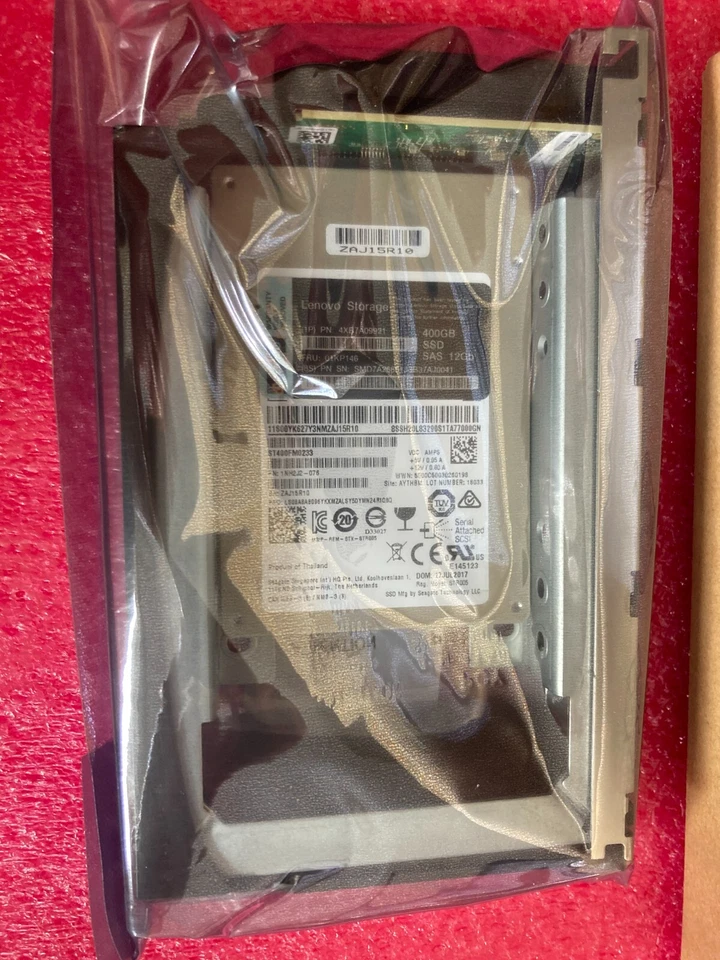 NEW SEALED IN BOX LENOVO 01KP146 / 4XB7A09921 / ST400FM0233 SSD 400GB HARD DRIVE - Image 2 of 4
