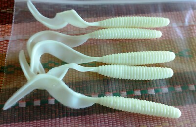 6 INCH RIBBON WORM-BASS BOSS COLLECTION OF 30 TOTAL - 6 COLORS 
