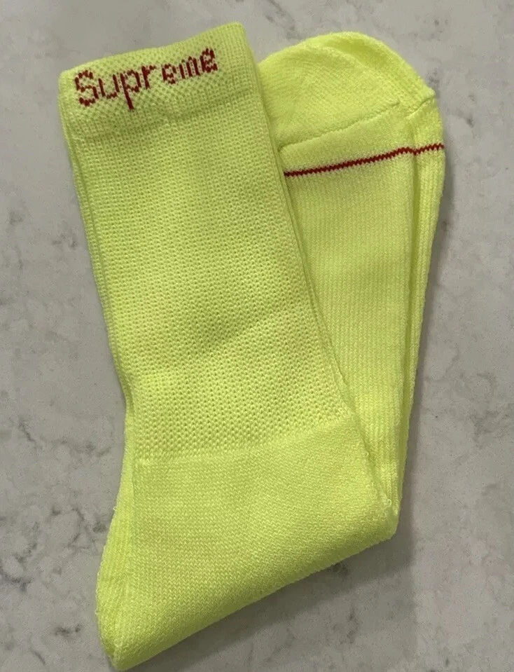 Ensemble chaussettes Supreme Hanes Cushion Crew (une paire) jaune fluorescent rouge logo SS23