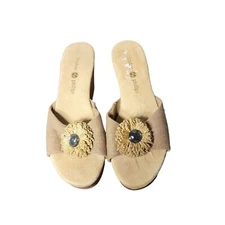 Lindsay Phillips Devon Wedge Sandals Sunflower Embellished Women's Size 6