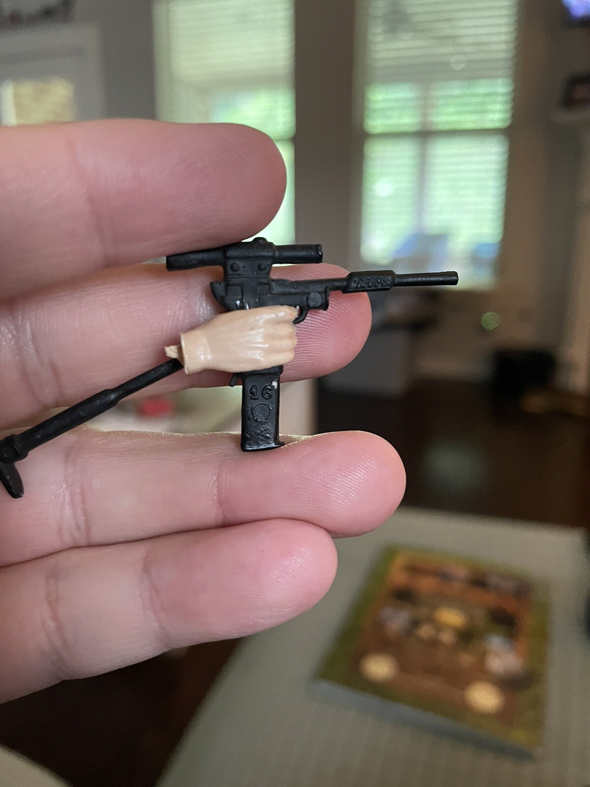 Vintage Aurora Model Kit The Man From Uncle Napoleon Solo gun and hand