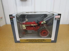 International IH 504 Diesel NF tractor SPECCAST 1/16 diecast farm toy 1636 box Z