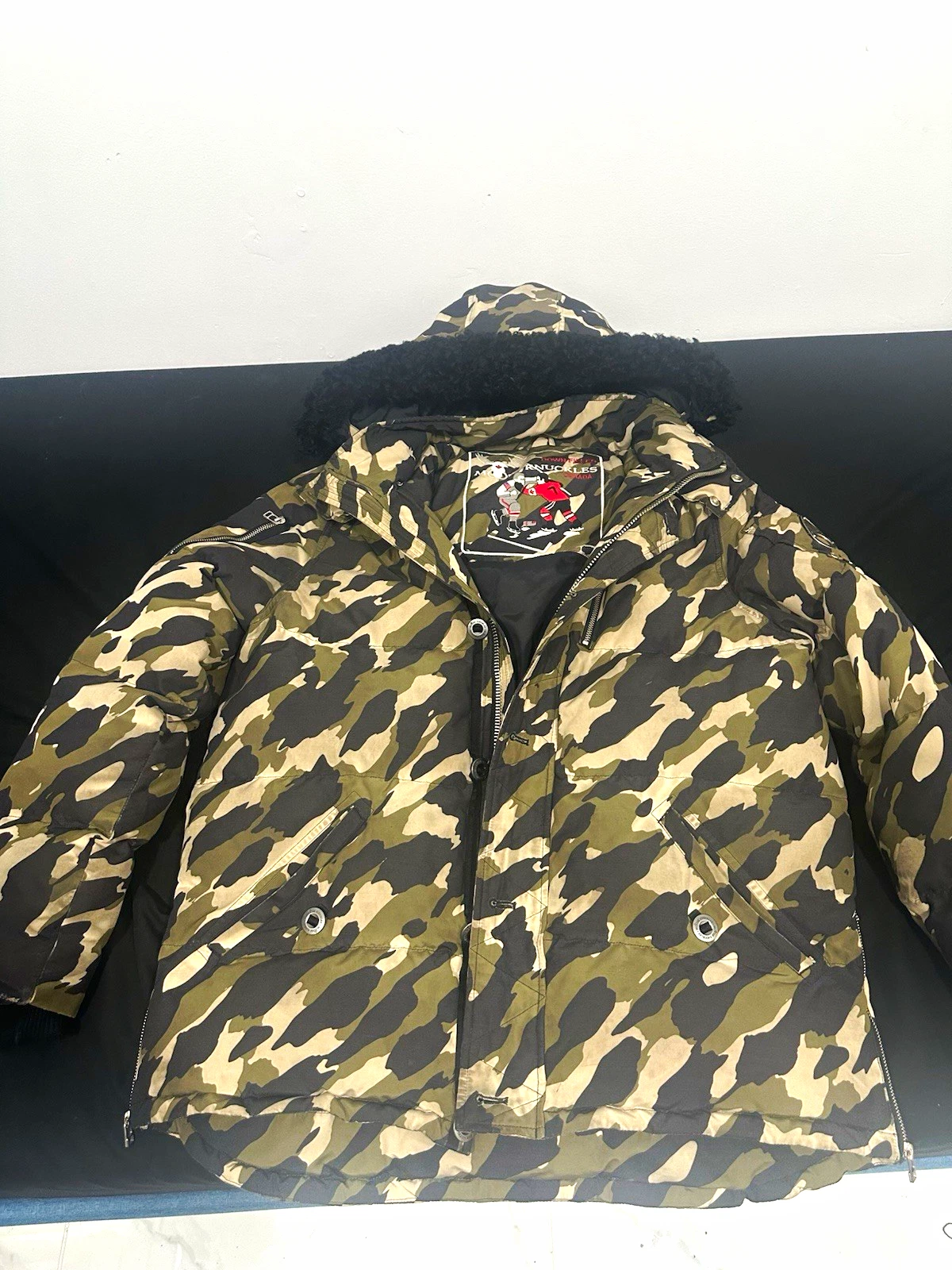Moose Knuckles Men’s XL Camo Down-Filled Puffer Jacket Hood Full Zip Pockets image 1
