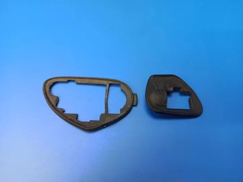 MERCEDES-BENZ C W203 Türgriffinnenrahmen vorne rechts W203 1.80 Petrol 21213813