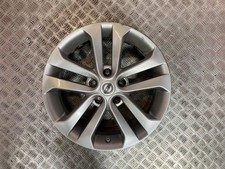 10-19 NISSAN JUKE 17" INCH 10 SPOKE 5 STUD ALLOY WHEEL 17X7J (SCRATCHED)