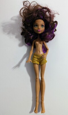 Clawdeen Wolf - Monster High Doll W/ Gold/Yellow Shorts - Mattel Werewolf Figure