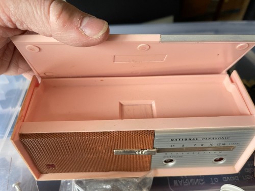 Vintage Girl's 1950s National Panasonic Radio Parts AS Is Great Project - Picture 6 of 9