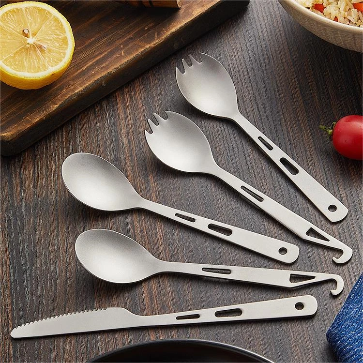 Cuchara de titanio puro cuchillo abrebotellas de cerdo vajilla de cubiertos para exteriores 1 pieza Foto 2 de 4