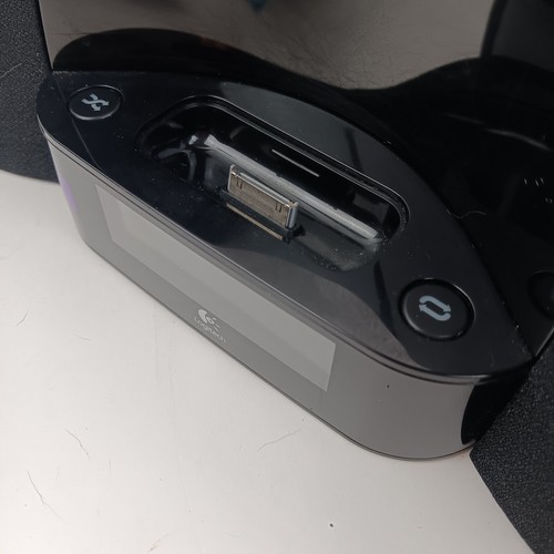 Logitech Pure-Fi Dream S-00017 Speaker Only for iPod And Apple. - Picture 11 of 14