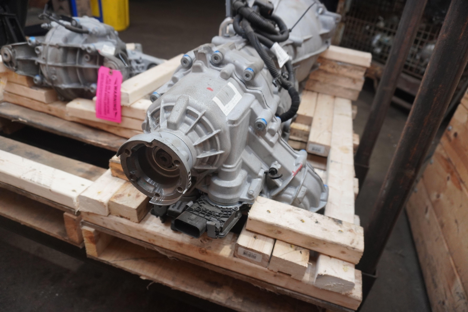 8-speed Automatic Transmission & Awd Transfer Case 670219504 Maserati Grecale
