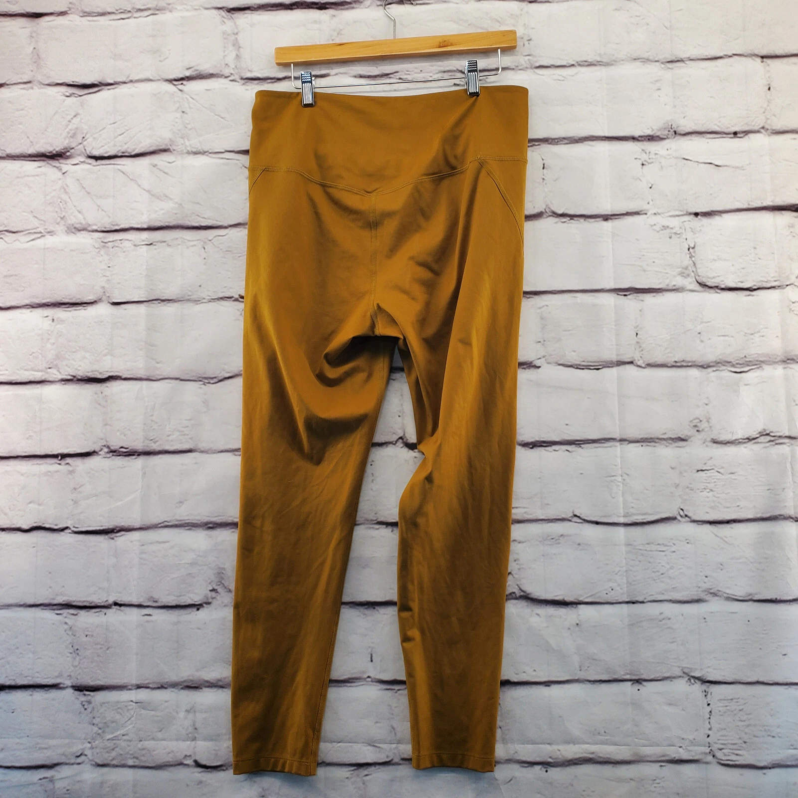 girlfriend-collective athletic full length pull on leggings