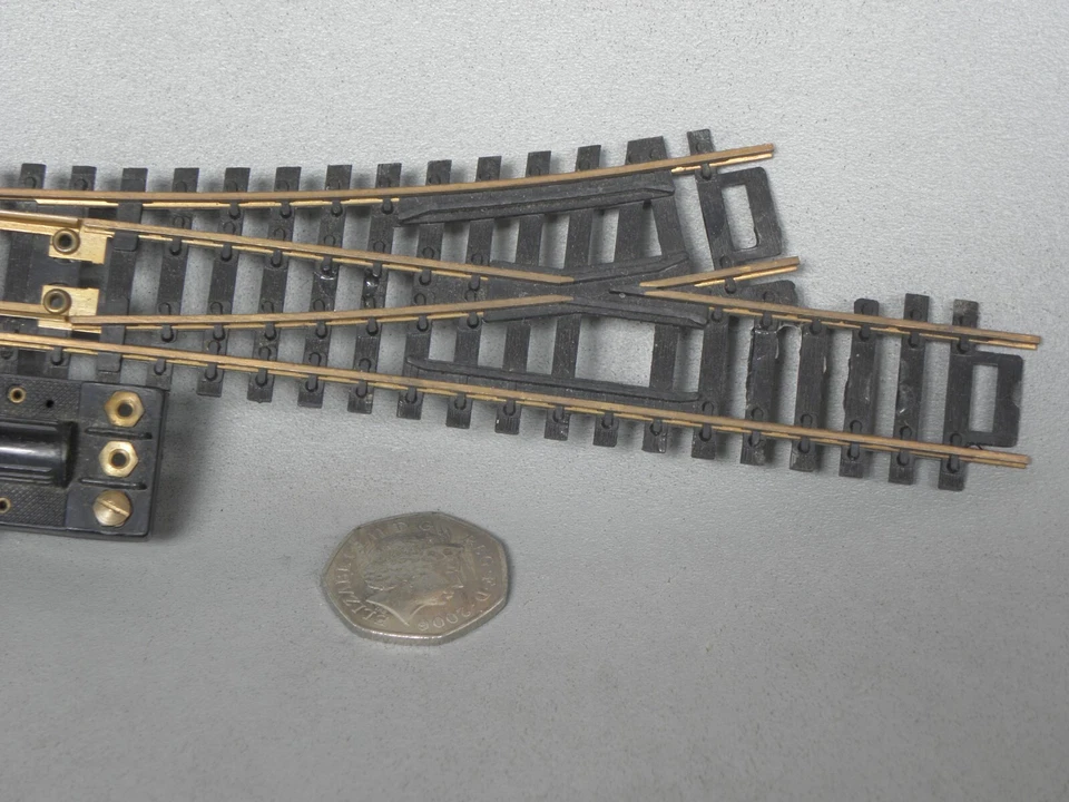 ATLAS HO / OO TRACK POINTS LEFT HAND TURNOUT (B) - Image 2 of 4