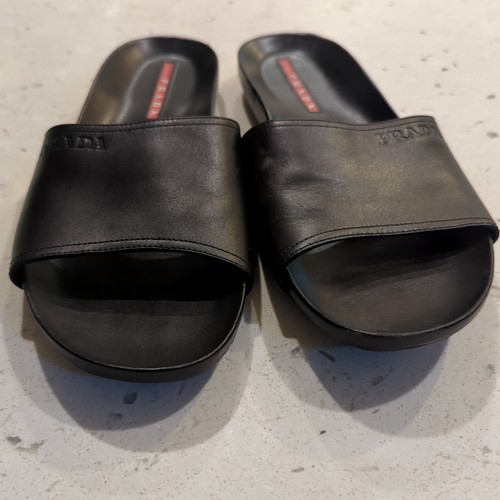 Sandalias de cuero con logotipo de Prada zapatos para hombre talla 13 EE. UU. 12 Reino Unido cuero negro deslizable - Imagen 6 de 14