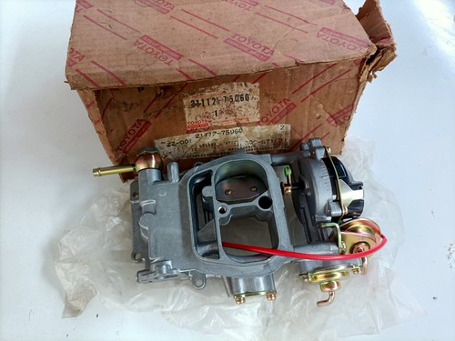 NOS/JAPAN BODY ASSY, THROTTLE For 1989-2004 TOYOTA HIACE RZH112 RZH113 RZH114 - Picture 2 of 3