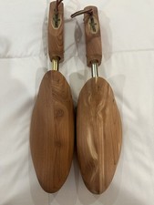 PAIR OF THIEVES MARKET CEDAR SHOE STRETCHERS IN SIZE MEDIUM Excellent