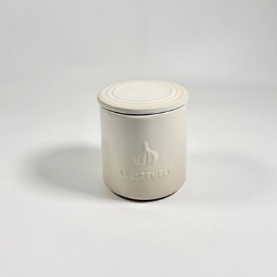 Le Creuset Boston Garlic Keeper Meringue 14oz Stoneware Storage Roaster