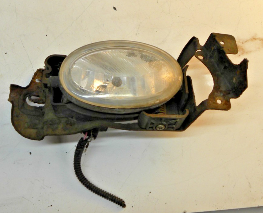 GENUINE 2009 HONDA INSIGHT ZE2 NSF FRONT LEFT FOG LIGHT KOITO 114-22397 DAMAGE