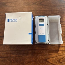 Hanna HI98319 Waterproof Salinity Tester - With Box Of Calibration Solution