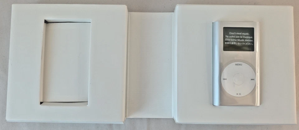 Boxed Collector's Apple iPod mini A1051 4 GB 2nd Generation ~ Silver ~ Bundle - Image 4 of 4