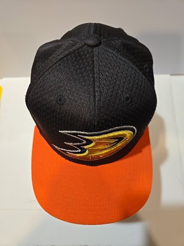 NHL FACEOFF HEADWEAR - ANAHEIM DUCKS #15 RYAN GETZLAF EMBROIDERED SNAP-BACK CAP - Picture 6 of 11
