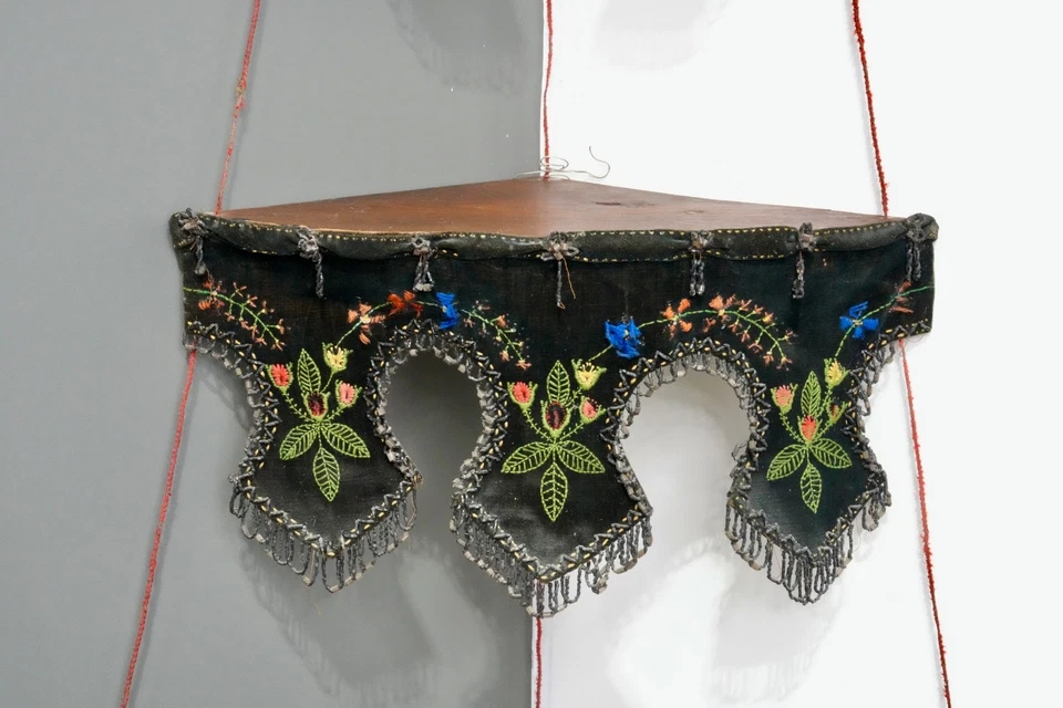 Victorian Antique Walnut Etagere Beaded Fridge hanging corner Display Stand RARE - Image 4 of 4