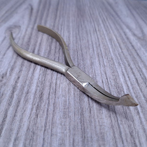 Vtg SWS 123 Dental Pliers
