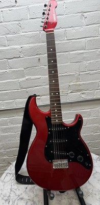 Yamaha SE200 Cherry Red Solid Body Electric Guitar Used In Very