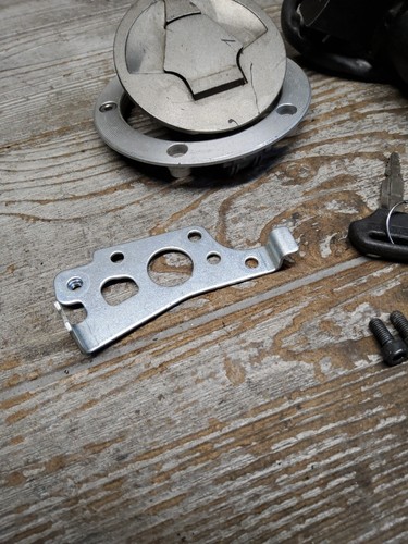 2007 07 07-08 Kawasaki Ninja ZX-6R ZX6R Lockset Ignition Switch Gas Cap Key - Picture 2 of 12