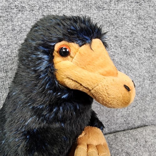 RARE Fantastic Beasts Niffler 10 In. Plush Soft Toy with Bag Harry Potter Wizard - Picture 3 of 10