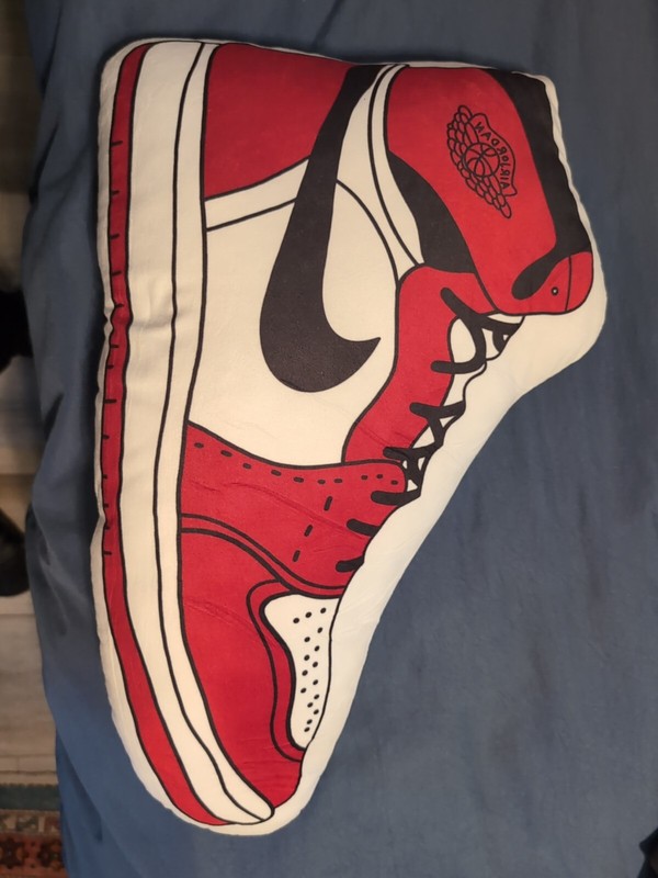 Sneaker Pillow J Banned