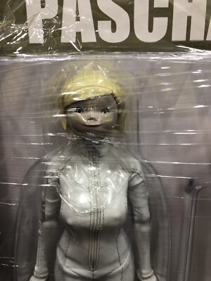 アシュレイウッド　ISOBELLE PASCHA SIGNED Isobelle Pascha EYES CLOSED CMD Edition Ashley Wood 3A