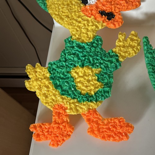 2 Vintage Melted Plastic Popcorn Easter Spring Ducks - Picture 3 of 5