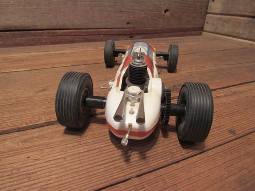 Vintage 1970s Testors USA Gas Powered Indy 500 Tether Sprite Race Car - Picture 7 of 8