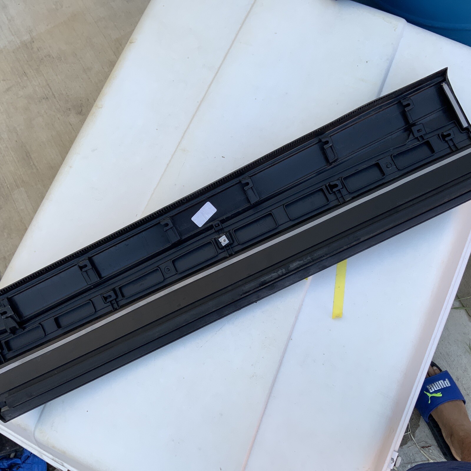 20172022 Honda CRV Front Right Lower Door Molding Chrome 75312TLAA0