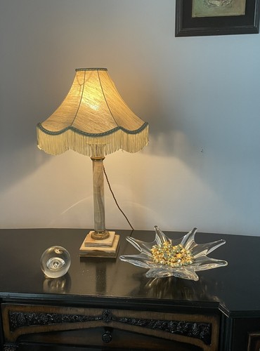 Base de lámpara de mesa Ormolu francesa grande vintage de ónix y latón dorado - Imagen 3 de 9