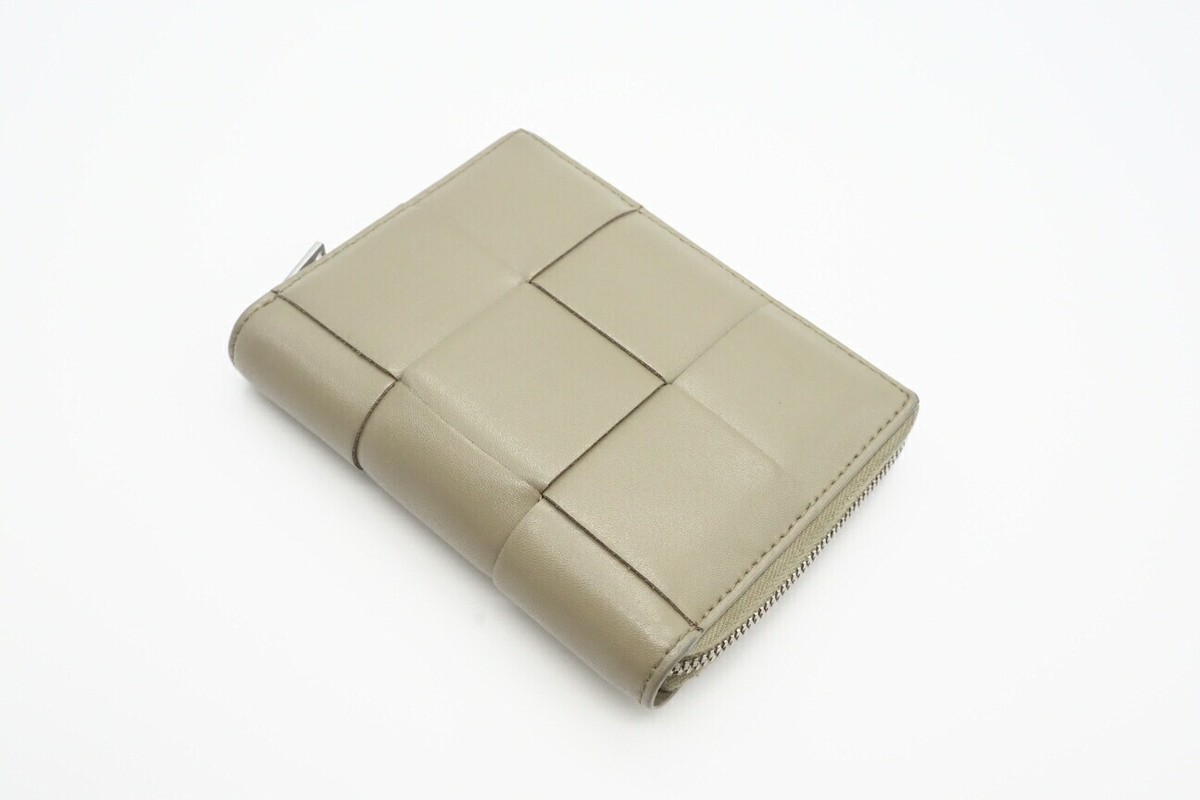 Bottega Veneta Round Zipper Wallet 649596 Cassette Zip